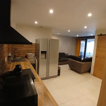 Pied-a-terre A 150m De La